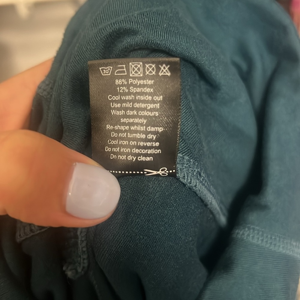 Vitality pants size small - Picture 2 of 3